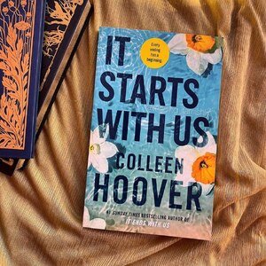 It Starts With Us by Colleen Hoover